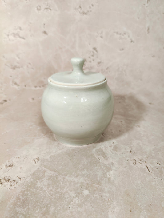 Lidded pot | celadon
